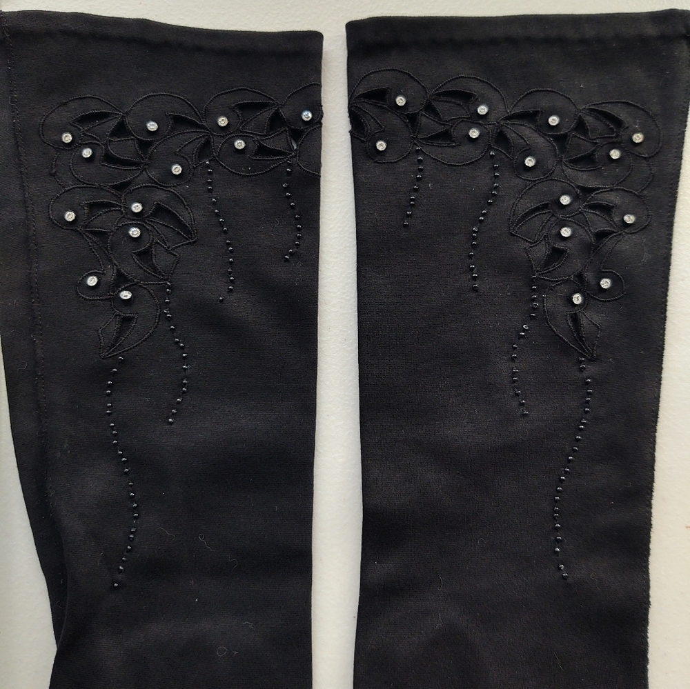 Vintage Wear Right Gloves Black Rhinestone & Cut Outs Size 6.5 - Picture 2 of 10